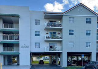 8200 SW 210th St 220, Cutler Bay, FL 33189