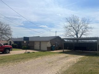 815 W. MESQUITE W MESQUITE, Jacksboro, TX 76458