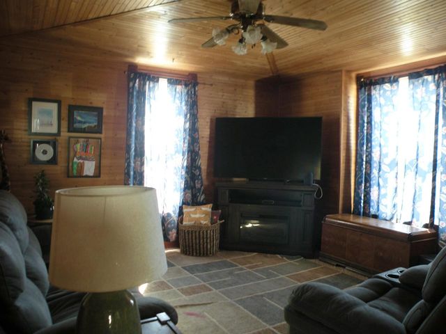 110 Prospect Street, Bloomington, WI 53804