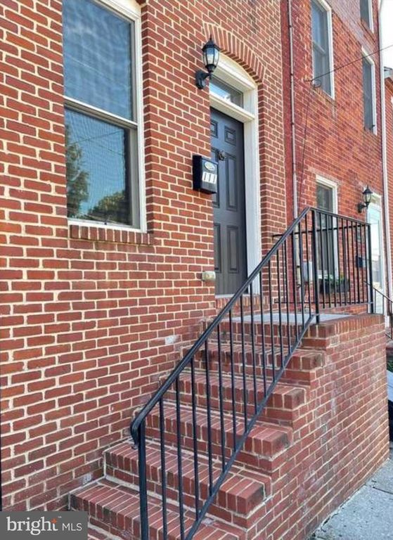 111 E CROSS ST, Baltimore, MD 21230
