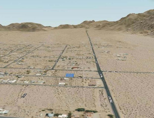 217 Serrano Way, 29 Palms, CA 92277