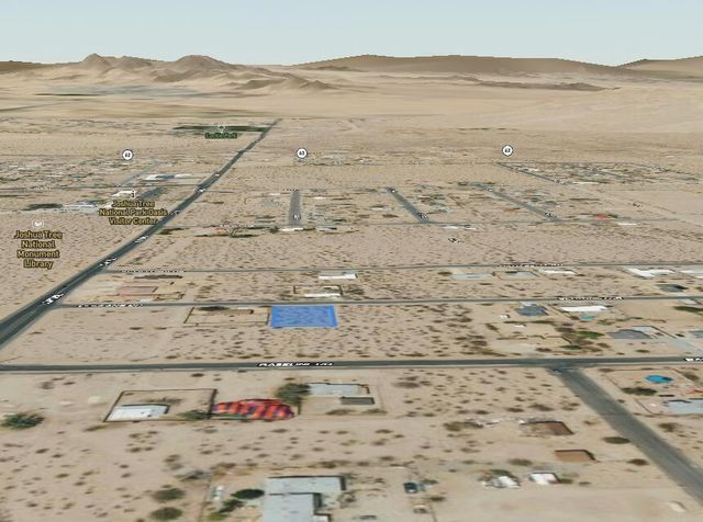 217 Serrano Way, 29 Palms, CA 92277