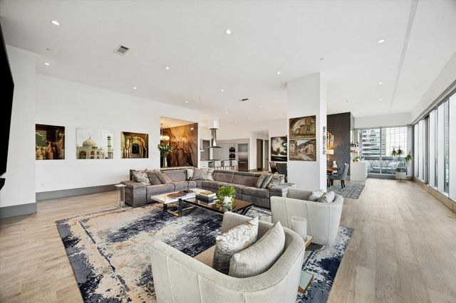 1600 Post Oak Boulevard 1802, Houston, TX 77056