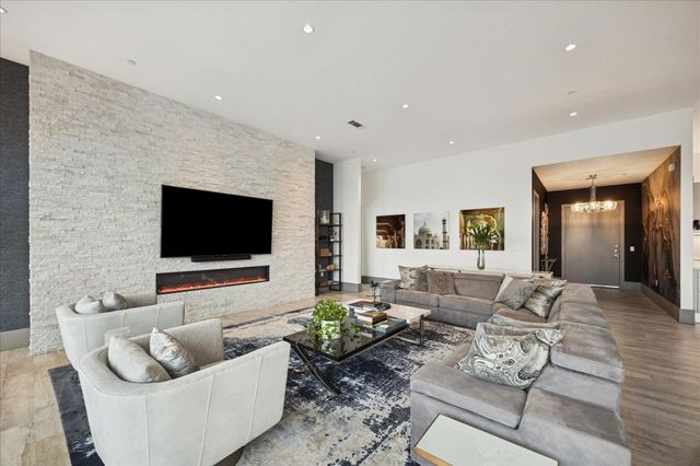 1600 Post Oak Boulevard 1802, Houston, TX 77056