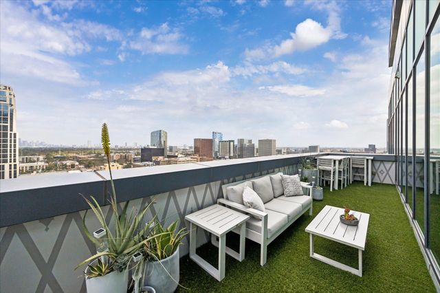 1600 Post Oak Boulevard 1802, Houston, TX 77056