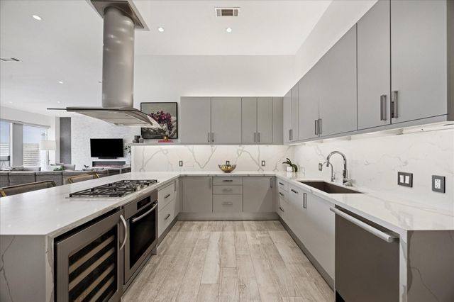 1600 Post Oak Boulevard 1802, Houston, TX 77056