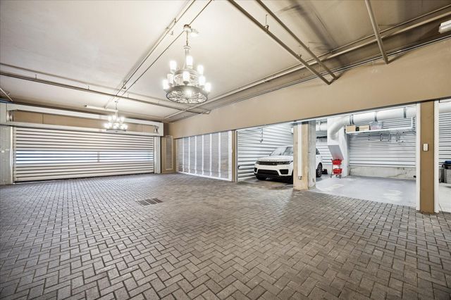 1600 Post Oak Boulevard 1802, Houston, TX 77056