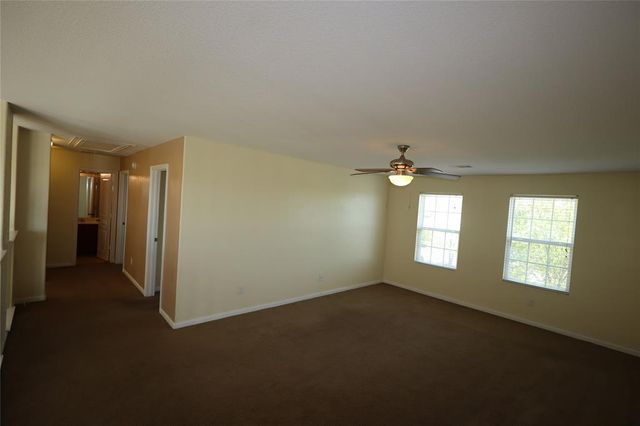 5032 Irvine LN, Del Valle, TX 78617