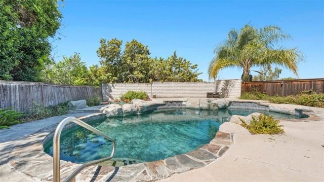 12862 Daisy Ct, Yucaipa, CA 92399