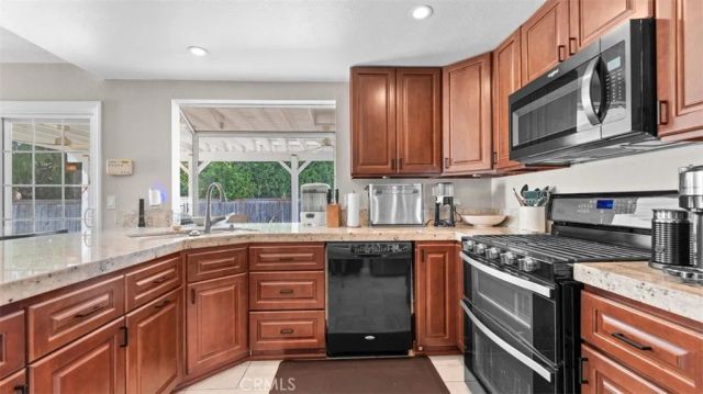 12862 Daisy Ct, Yucaipa, CA 92399