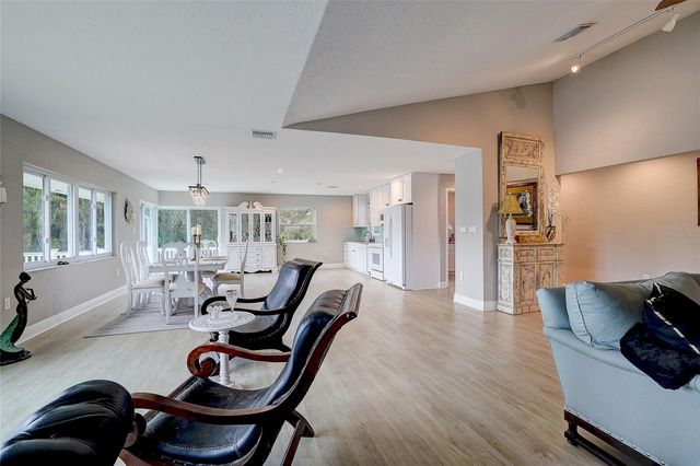 3214 N SECLUSION DRIVE, Sarasota, FL 34239