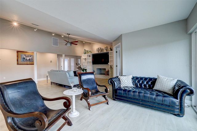 3214 N SECLUSION DRIVE, Sarasota, FL 34239