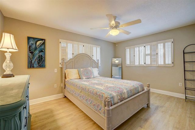 3214 N SECLUSION DRIVE, Sarasota, FL 34239