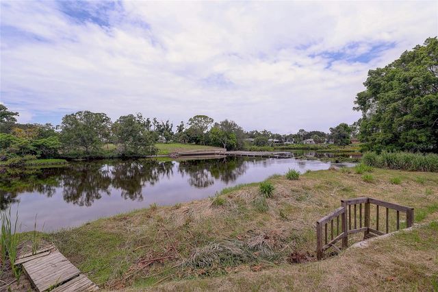 3214 N SECLUSION DRIVE, Sarasota, FL 34239