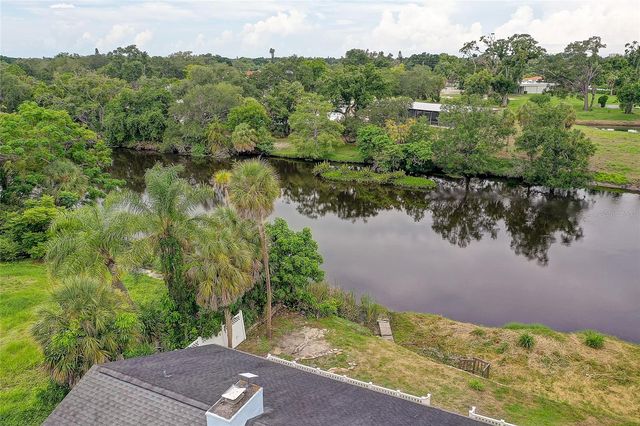 3214 N SECLUSION DRIVE, Sarasota, FL 34239