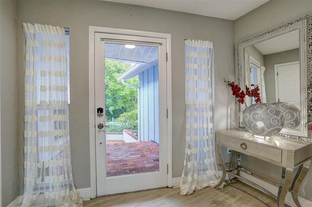 3214 N SECLUSION DRIVE, Sarasota, FL 34239