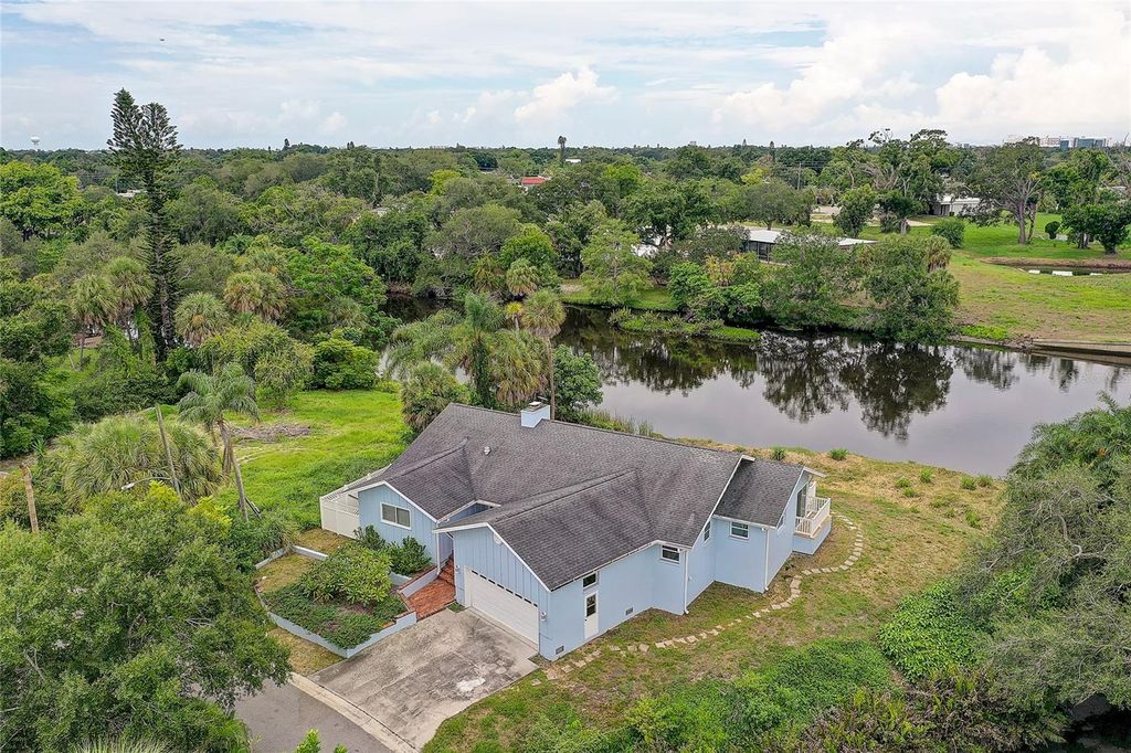 3214 N SECLUSION DRIVE, Sarasota, FL 34239