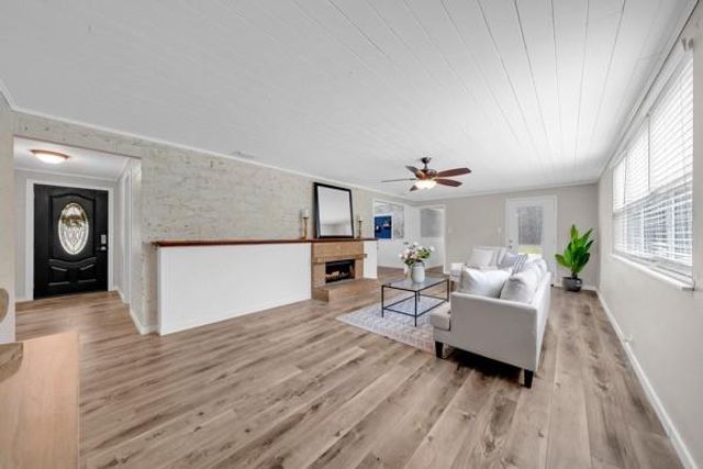 2460 Middle Road, Mobile, AL 36605