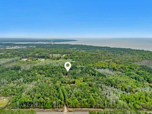 2460 Middle Road, Mobile, AL 36605