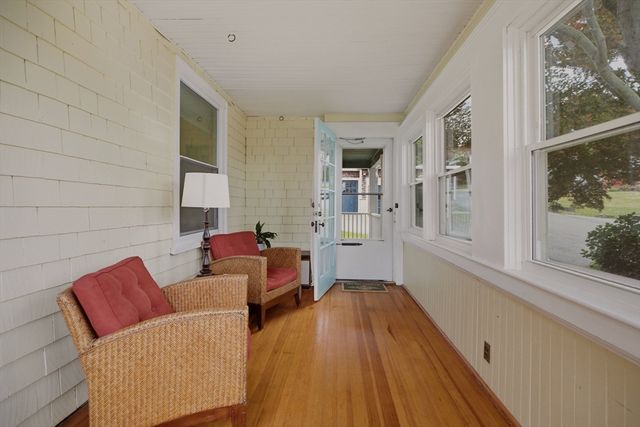22 South Avenue, Tiverton, RI 02878