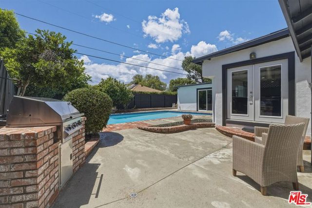 5847 Texhoma Avenue, Encino, CA 91316