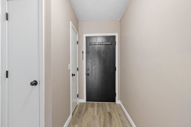 11 Strawberry Bank Rd Apt 5, Nashua, NH 03062
