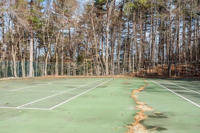 11 Strawberry Bank Rd Apt 5, Nashua, NH 03062