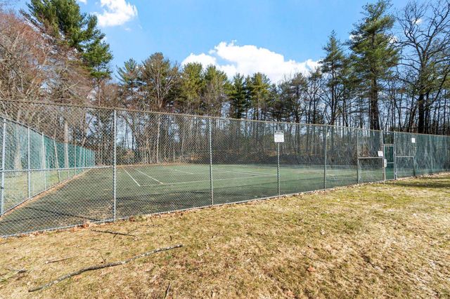 11 Strawberry Bank Rd Apt 5, Nashua, NH 03062
