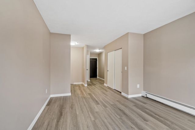11 Strawberry Bank Rd Apt 5, Nashua, NH 03062