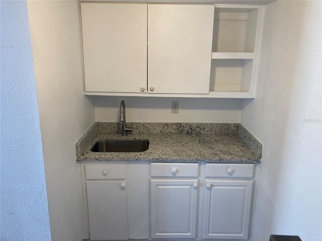 3024 W HAYA STREET, Tampa, FL 33614