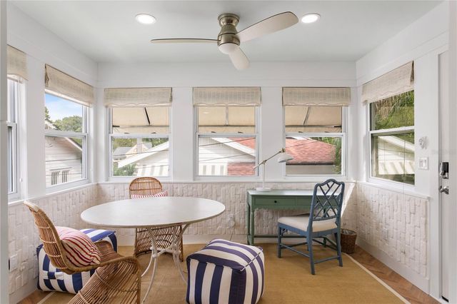 1716 OAK STREET NE, St Petersburg, FL 33704
