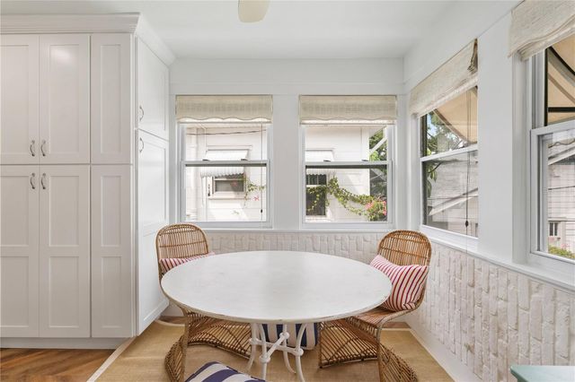 1716 OAK STREET NE, St Petersburg, FL 33704
