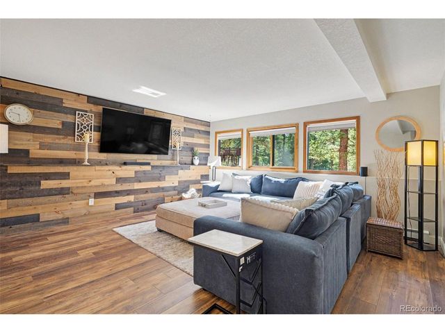 12126 Hosman Cir, Conifer, CO 80433