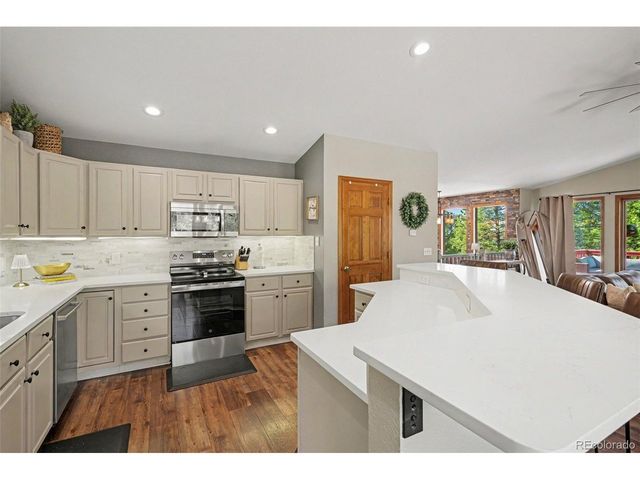12126 Hosman Cir, Conifer, CO 80433