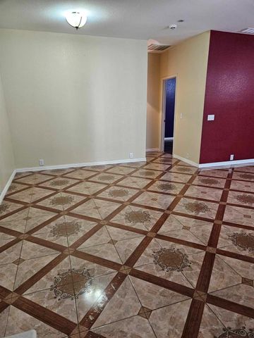 4036 Glenwyck Drive E, North Richland Hills, TX 76180
