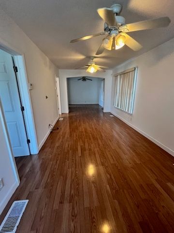 10951 S Kedzie Avenue, Chicago, IL 60655