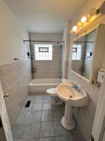 10951 S Kedzie Avenue, Chicago, IL 60655