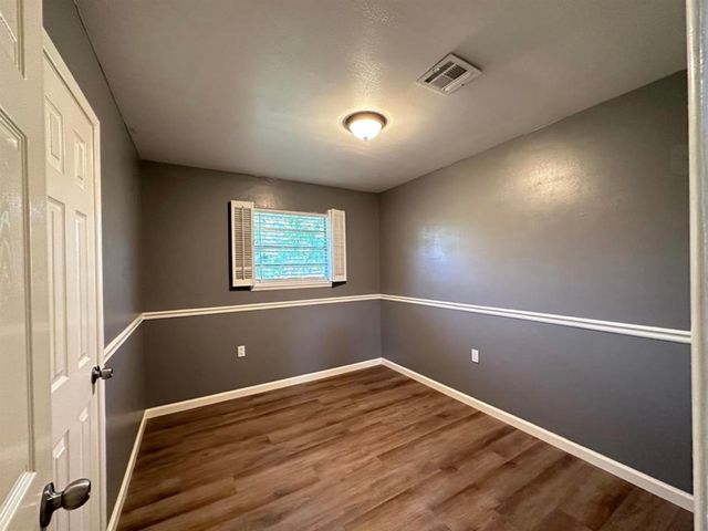 228 Oakshire Dr, Houma, LA 70364