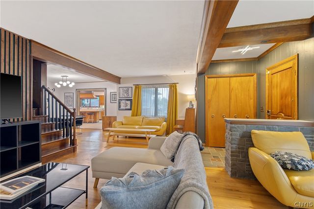 112 Winthrop Road, Syracuse, NY 13206