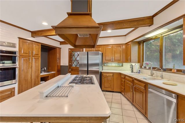 112 Winthrop Road, Syracuse, NY 13206
