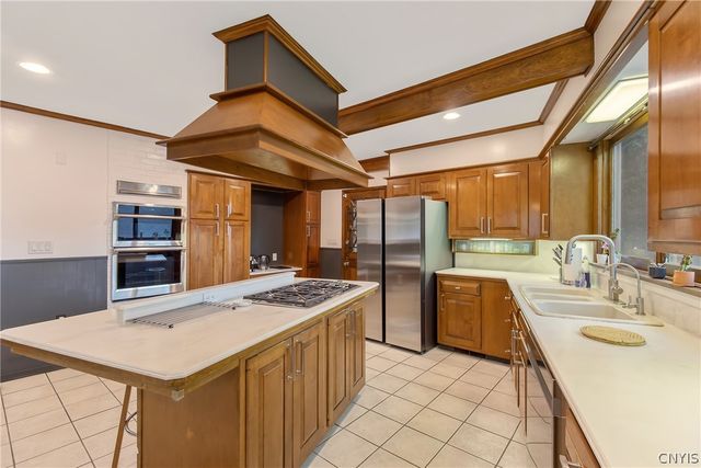 112 Winthrop Road, Syracuse, NY 13206