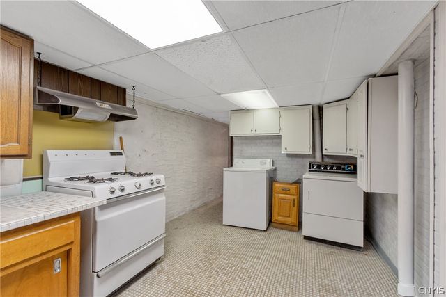 112 Winthrop Road, Syracuse, NY 13206
