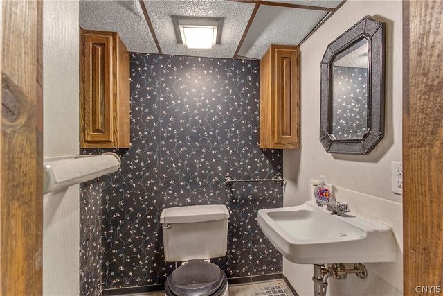 112 Winthrop Road, Syracuse, NY 13206