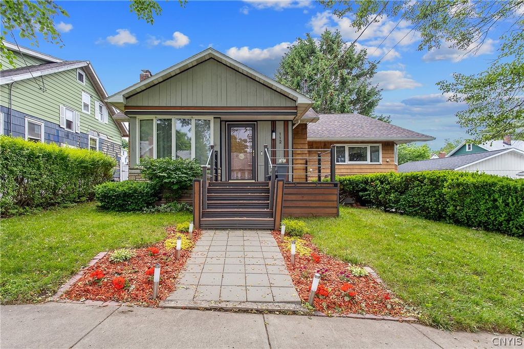 112 Winthrop Road, Syracuse, NY 13206