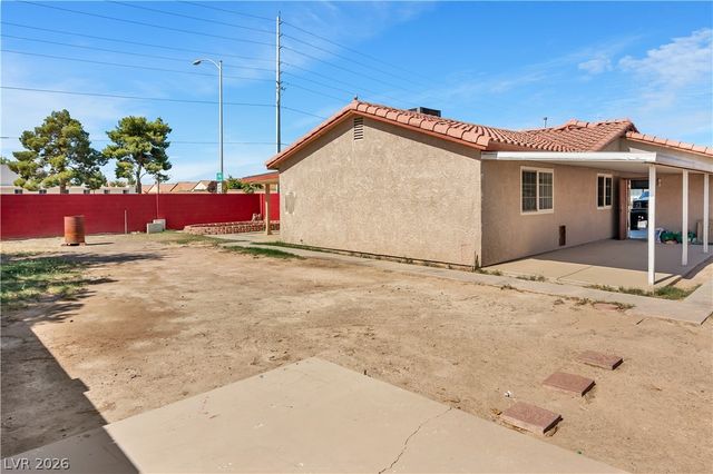 2410 East Oak Glen Way, Las Vegas, NV 89115
