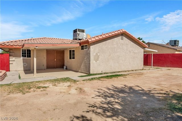 2410 East Oak Glen Way, Las Vegas, NV 89115
