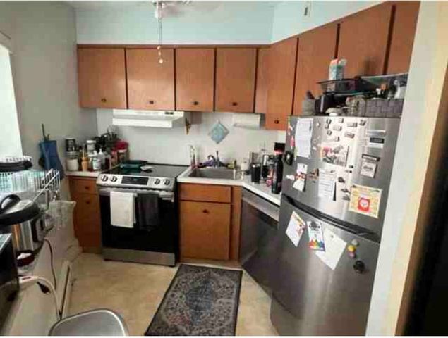 300 Lynn Shore Dr 712, Lynn, MA 01902