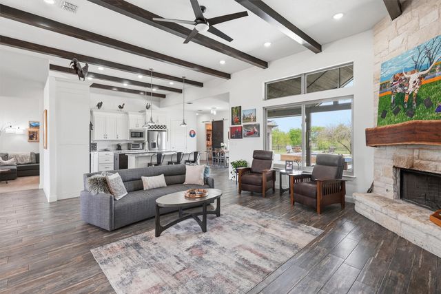 6401 Starlight Ranch Road, Godley, TX 76044