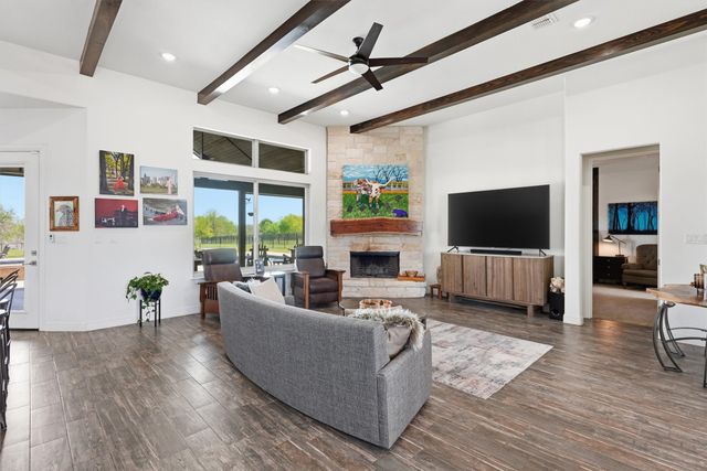 6401 Starlight Ranch Road, Godley, TX 76044