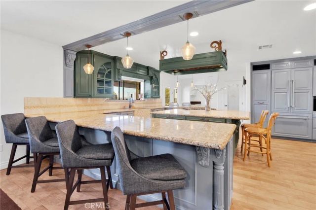 18186 Bangor, Hesperia, CA 92345